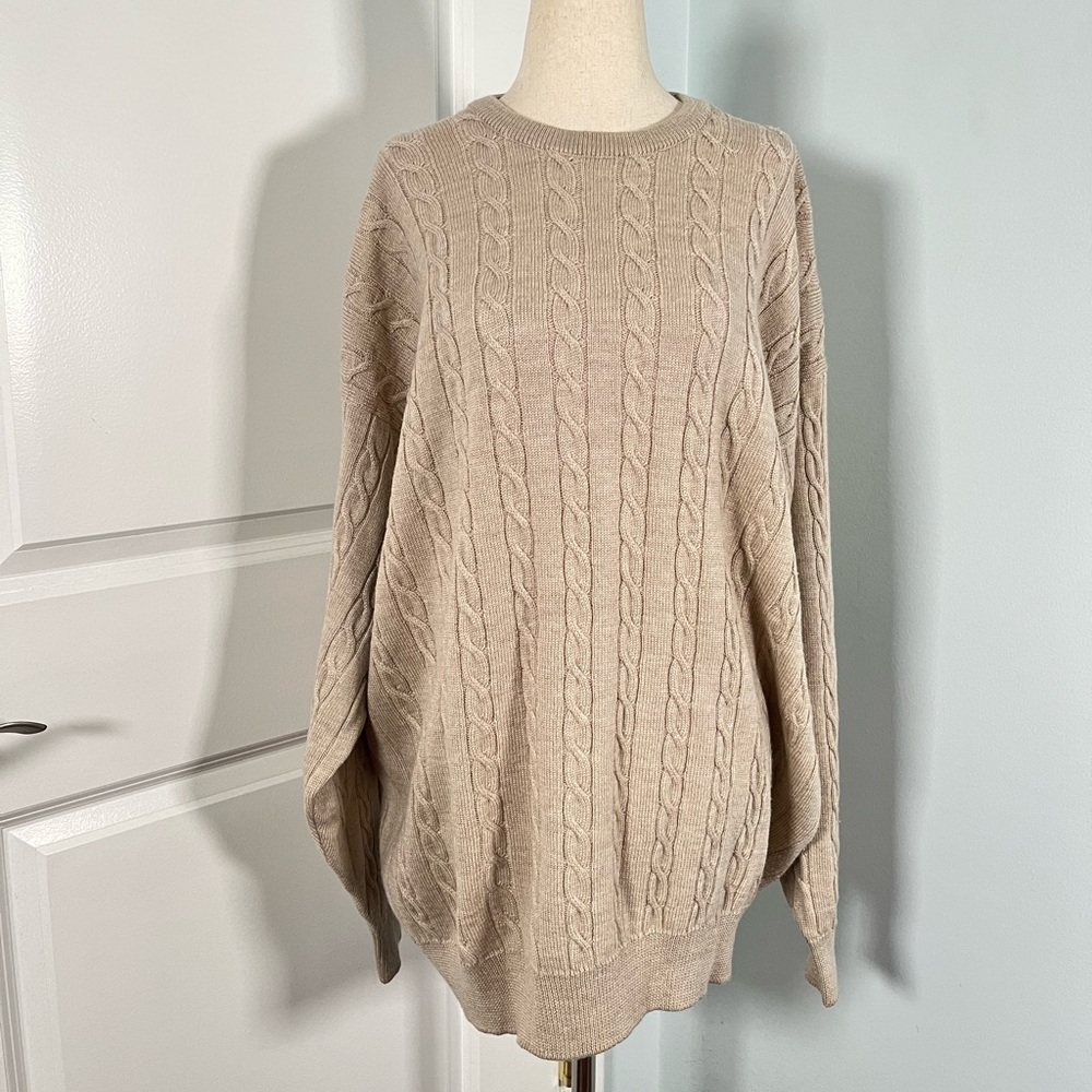 Pringle of Scotland 100% Lambswool cable knit sweater - Picture 7 of 13